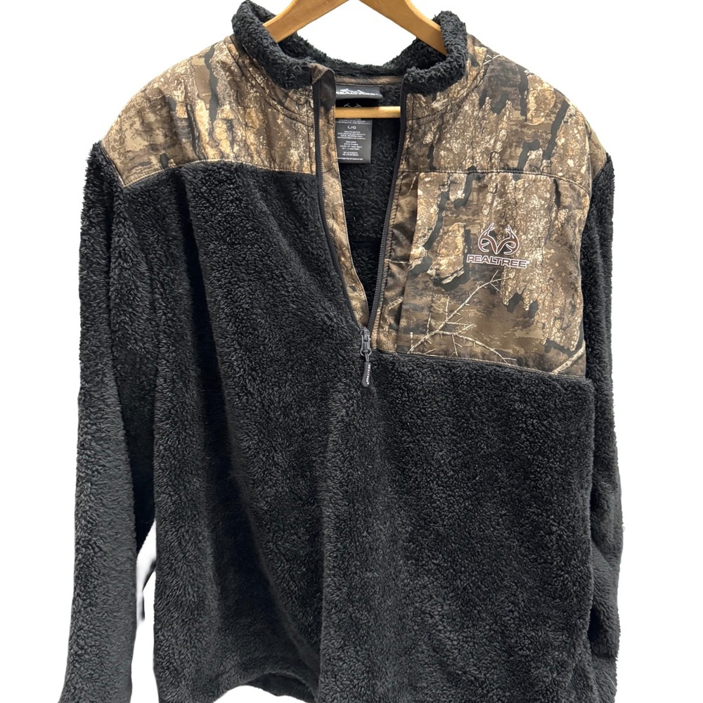 Realtree Black and Brown Camo Jacket